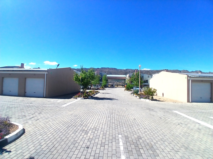 To Let 2 Bedroom Property for Rent in Gordons Bay Central Western Cape